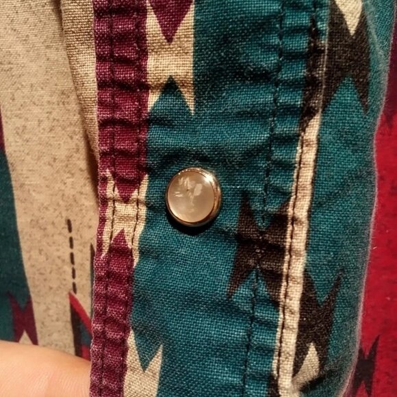 Vintage Wrangler Large Pearl Snap Southwestern Shirt - Picture 2 of 10